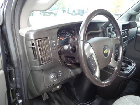 2017 Chevrolet Express LS 2500