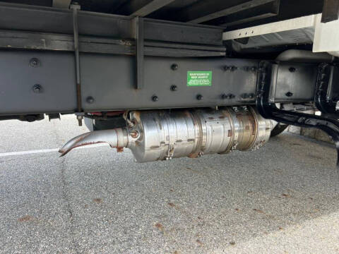 2020 Freightliner M2 106