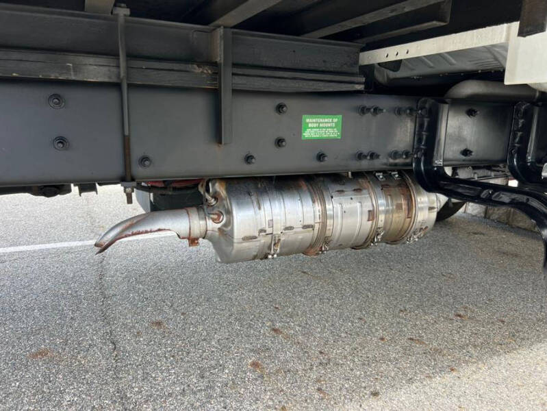 2020 Freightliner M2 106