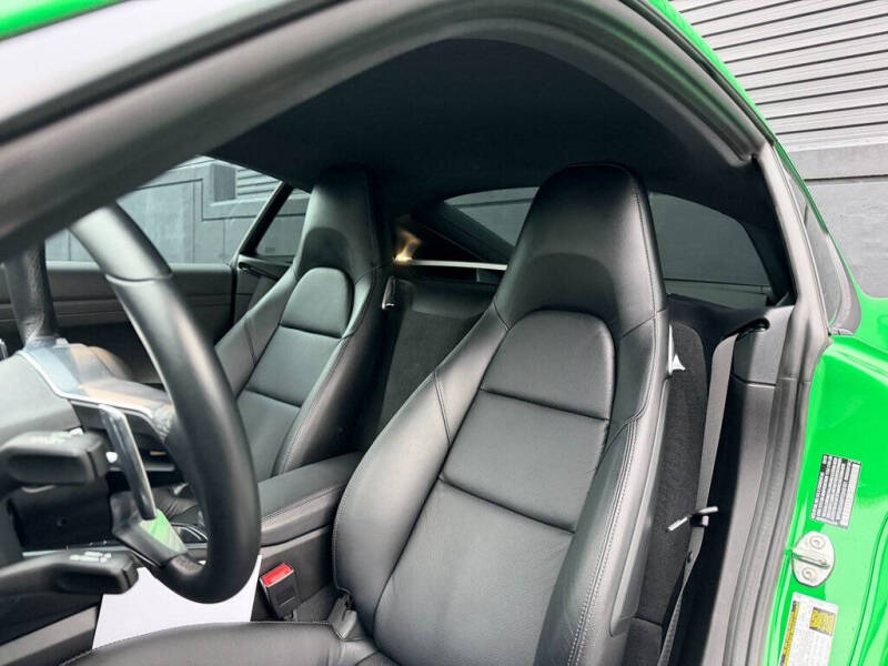 2023 Porsche 718 Cayman S