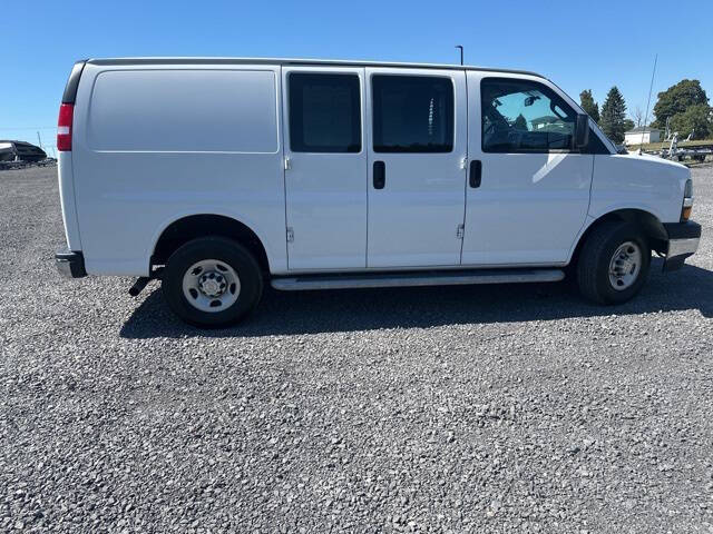 2023 Chevrolet Express 2500