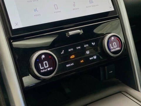 2023 Land Rover Discovery P300 S R-Dynamic