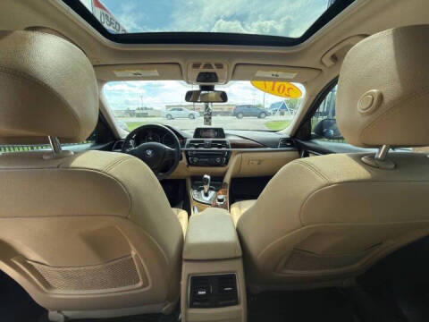 2017 BMW 3 Series 320i