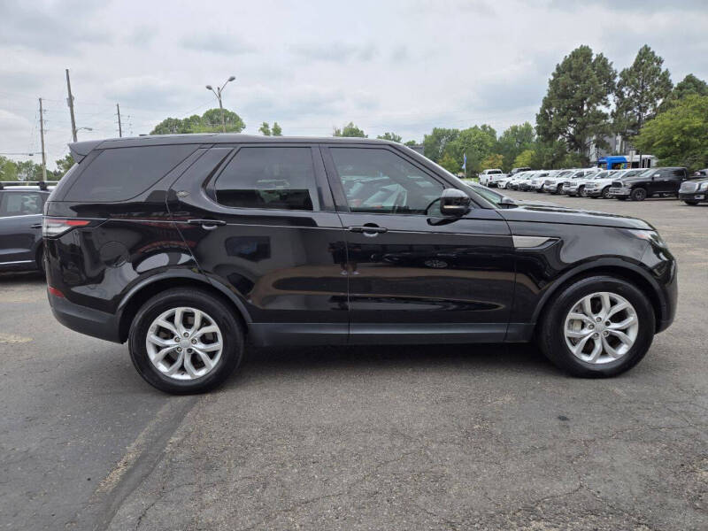 2020 Land Rover Discovery SE