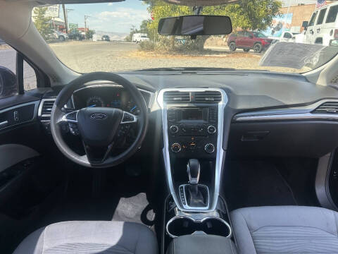 2016 Ford Fusion S
