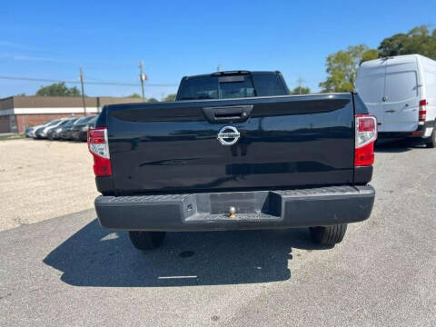 2017 Nissan Titan XD S