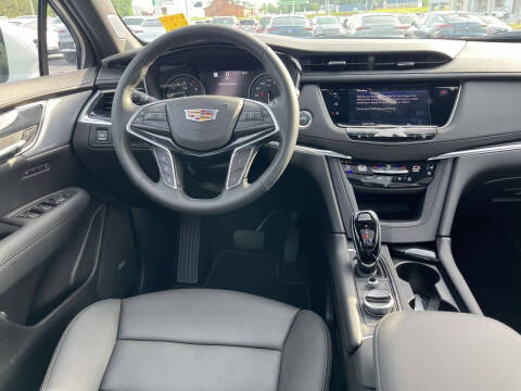 2026 Cadillac XT5 Premium Luxury