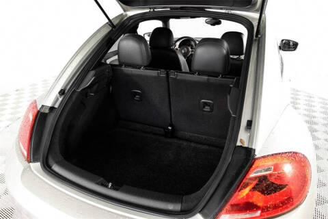 2016 Volkswagen Beetle 1.8T SE