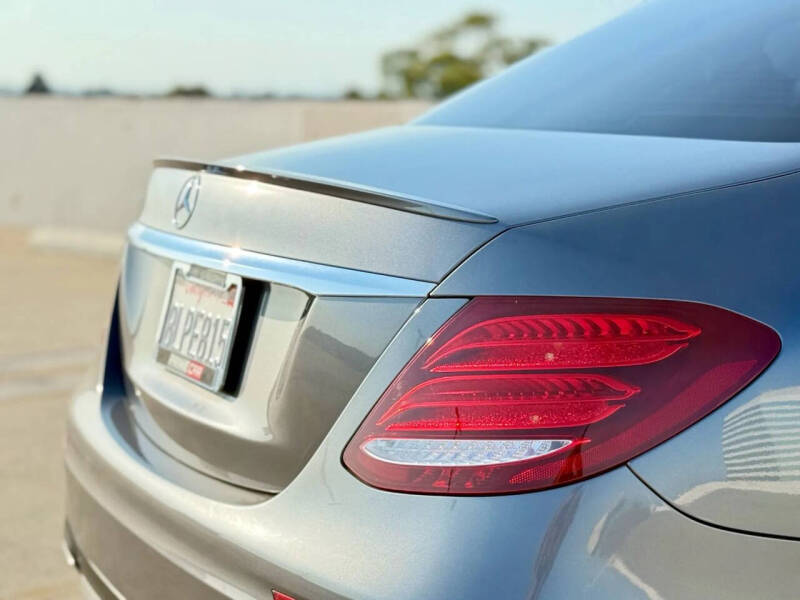 2019 Mercedes-Benz E-Class E 300