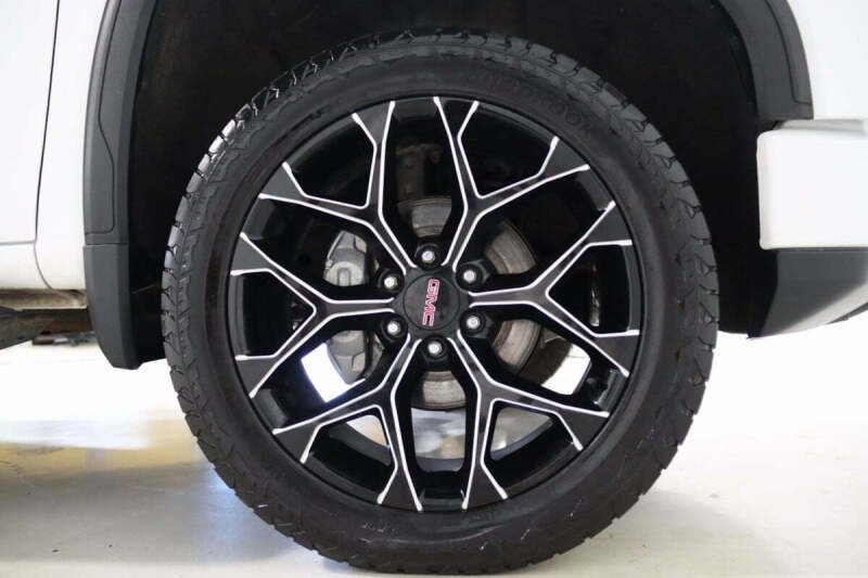 2022 GMC Sierra 1500 AT4X