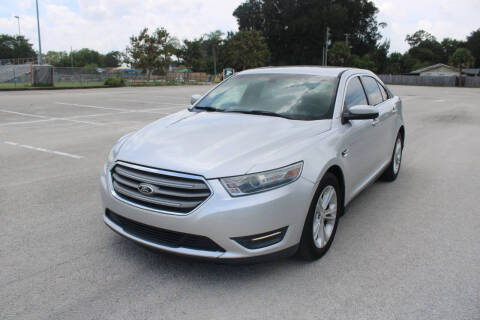 2013 Ford Taurus SEL