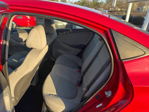 2017 Hyundai Accent SE