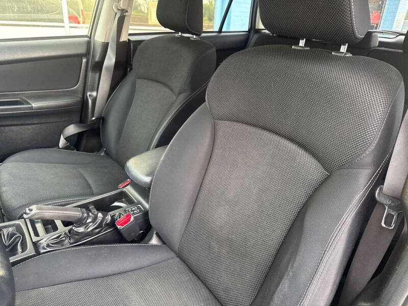 2013 Subaru XV Crosstrek 2.0i Premium