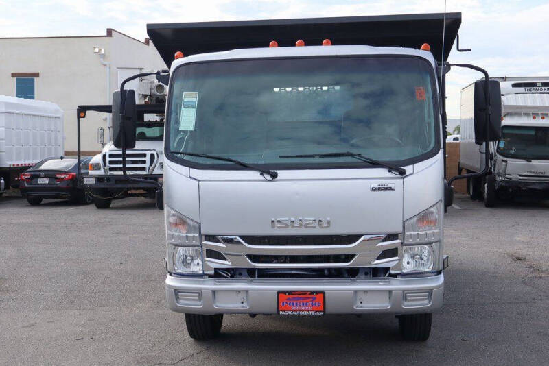 2018 Isuzu NRR