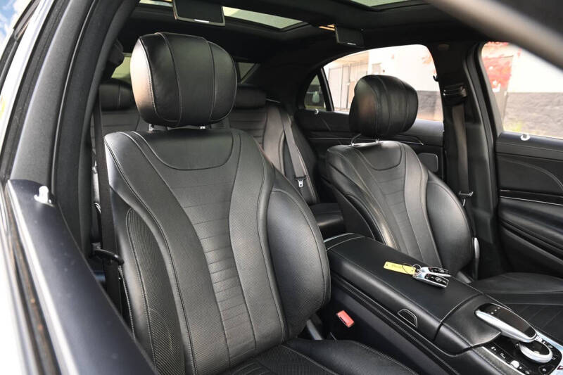 2019 Mercedes-Benz S-Class S 560