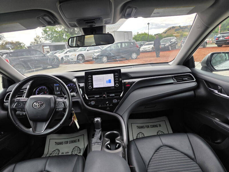 2023 Toyota Camry SE