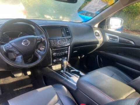 2019 Nissan Pathfinder SL