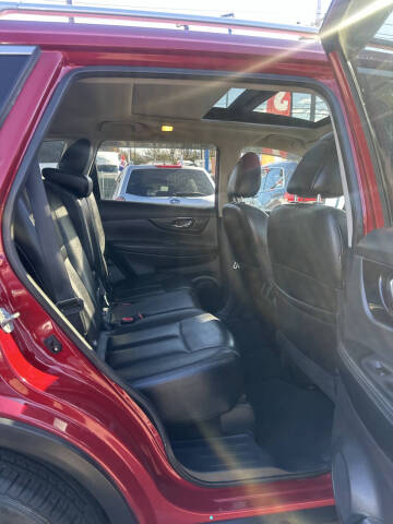 2017 Nissan Rogue SV