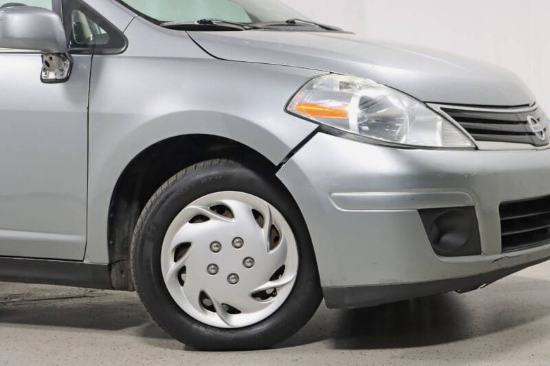 2011 Nissan Versa 1.8 S