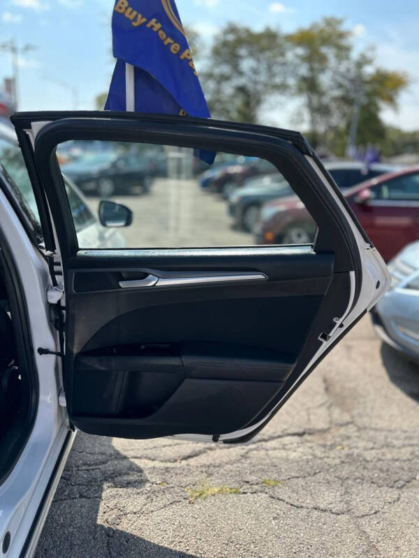 2013 Ford Fusion SE