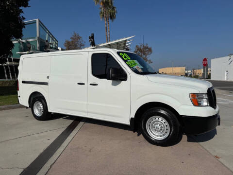 2020 Nissan NV 2500 HD S