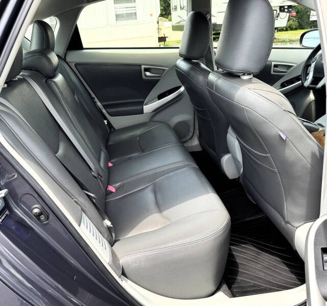 2012 Toyota Prius Two