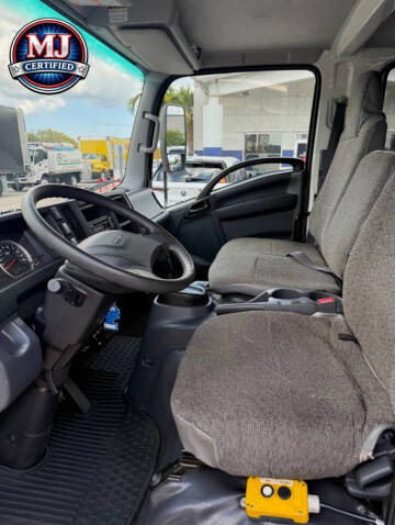 2024 Isuzu NPR-HD CREW CAB
