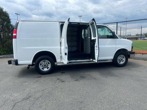 2016 GMC Savana 2500