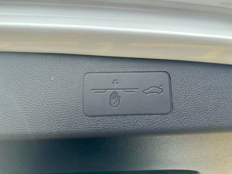 2024 Volkswagen Golf GTI 380 SE