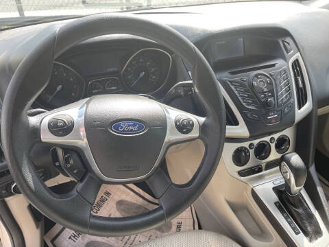 2014 Ford Focus SE