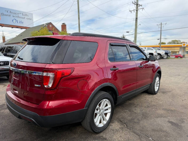 2016 Ford Explorer