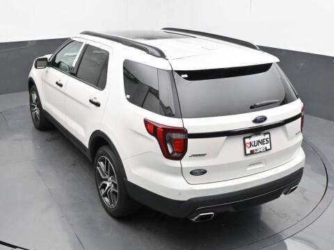 2017 Ford Explorer Sport