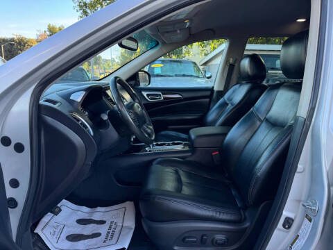 2015 Nissan Pathfinder