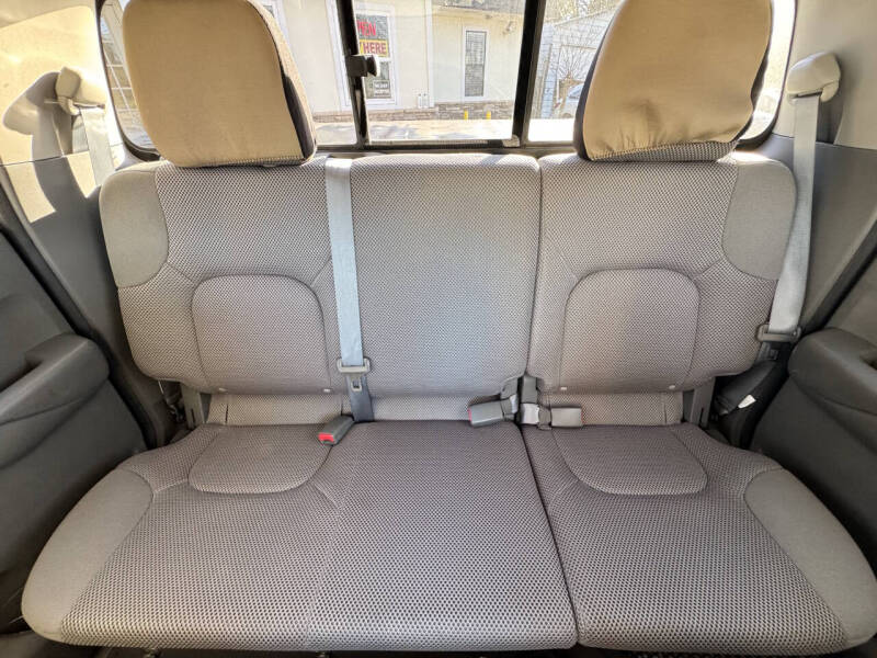 2016 Nissan Frontier SV