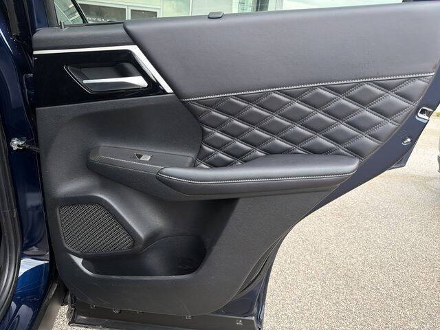 2024 Mitsubishi Outlander SEL