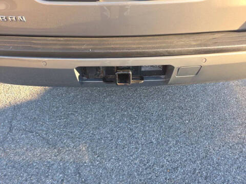 2017 Chevrolet Suburban LS