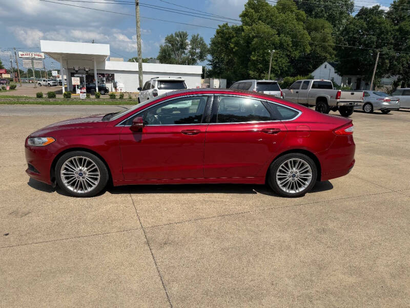 2016 Ford Fusion SE