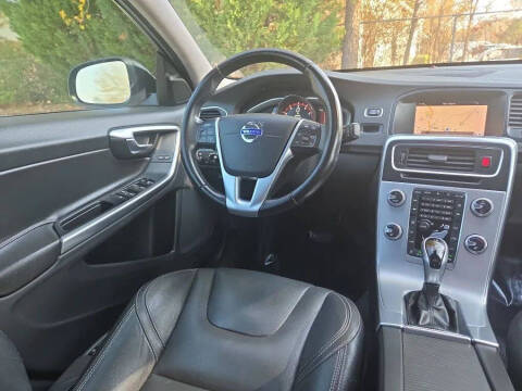 2017 Volvo S60 T5 Dynamic