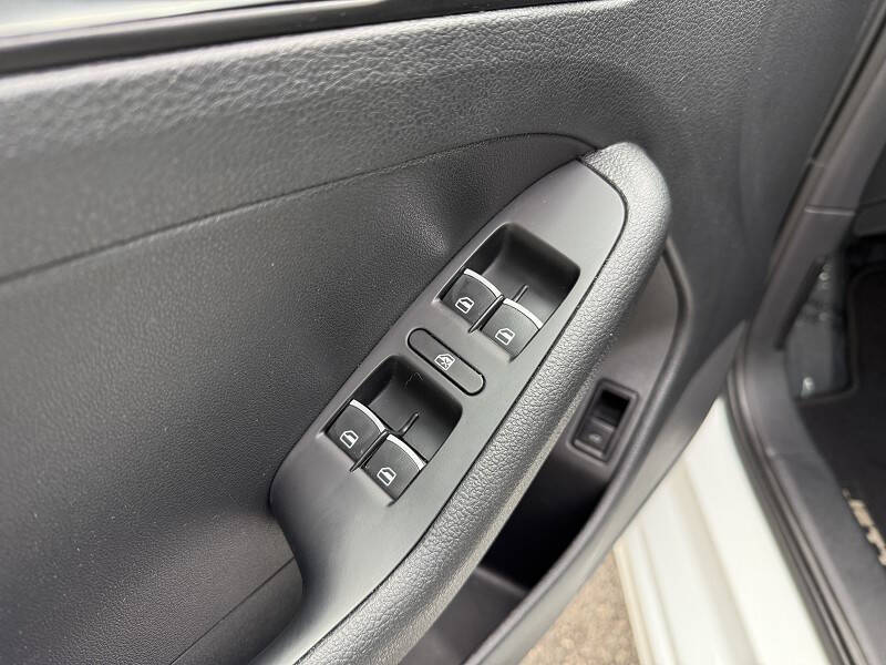 2016 Volkswagen Jetta