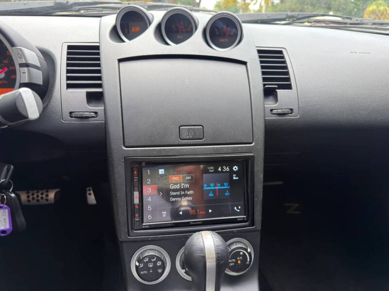 2004 Nissan 350Z
