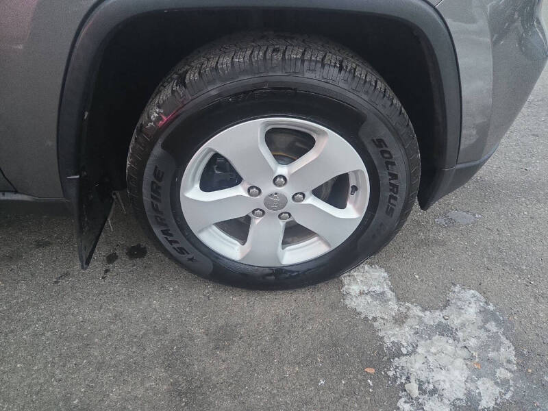 2013 Jeep Grand Cherokee Laredo