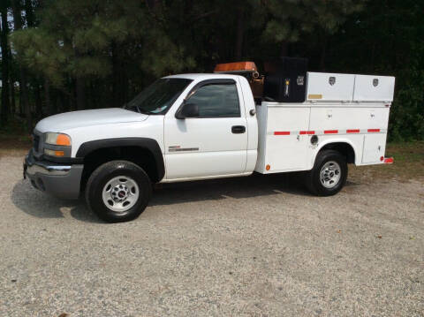 2005 GMC Sierra 2500HD for sale at ABC Cars LLC in Ashland VA