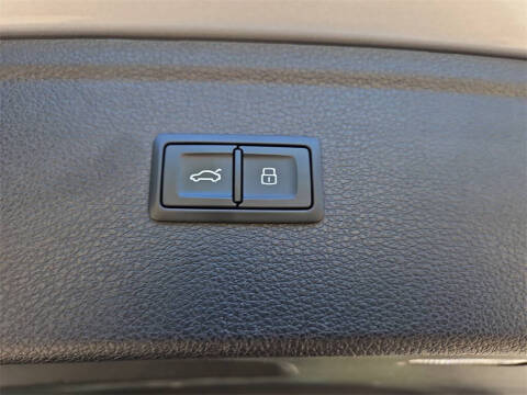 2023 Audi SQ5 3.0T quattro Premium Plus