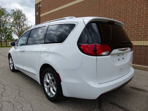 2020 Chrysler Pacifica Touring L 35th Anniversary