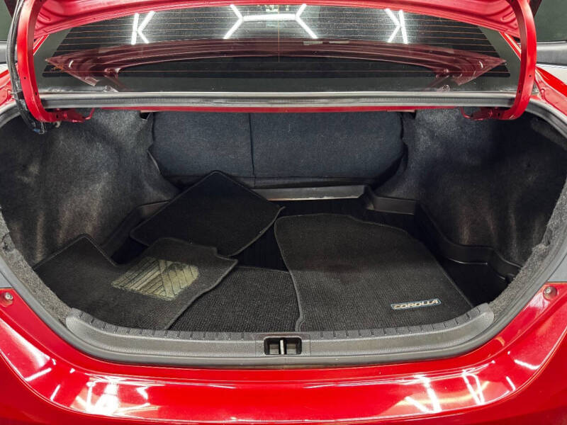 2016 Toyota Corolla LE Plus