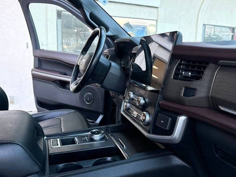 2023 Ford Expedition MAX Limited