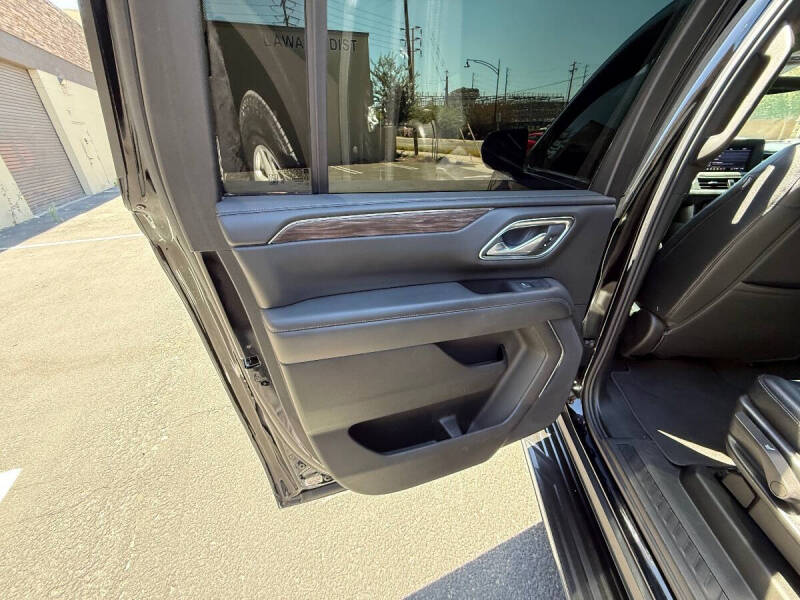 2024 Chevrolet Suburban LS