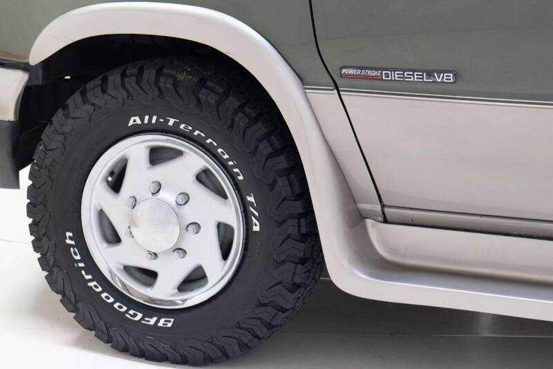 2002 Ford E-Series E-350 SD XLT