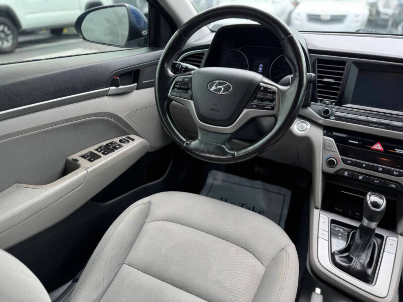 2018 Hyundai Elantra