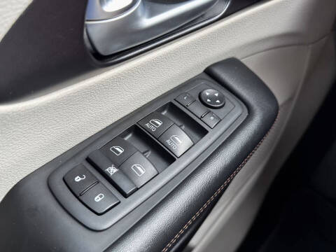 2020 Chrysler Pacifica Touring L